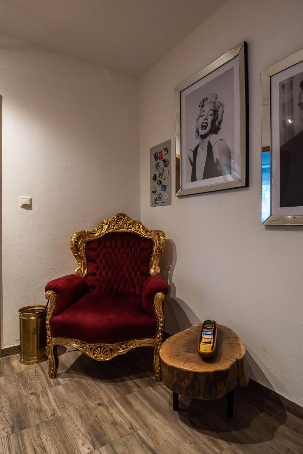 Giulia'S Oase Apartment Burgthann ภายนอก รูปภาพ